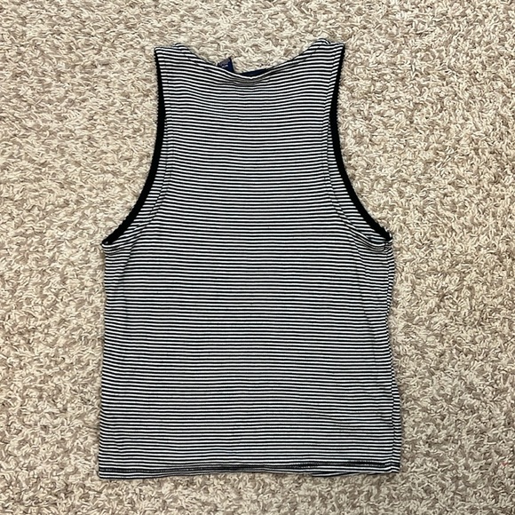 BUNDLE Crop Tops - Abercrombie & Fitch , Aeropostale - Size Medium - Picture 8 of 11